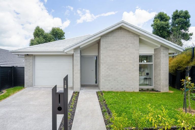 Photo of property in 18 Te Ia Terrace, Cambridge, 3434