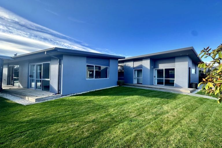 Photo of property in 124 Pegasus Boulevard, Pegasus, 7612