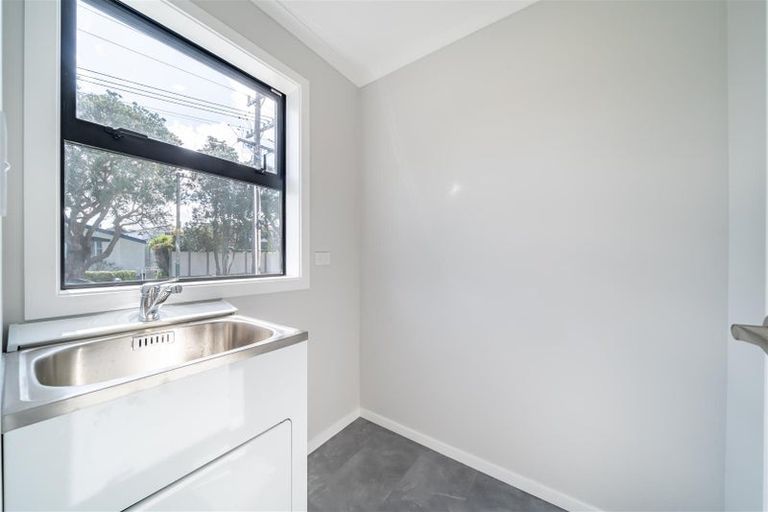 Photo of property in 4c Pohutukawa Street, Woburn, Lower Hutt, 5010