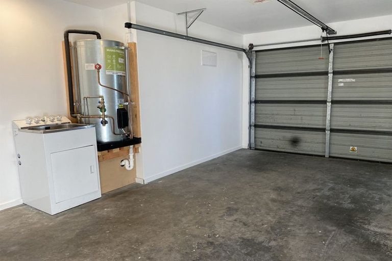 Photo of property in 92 Peverel Street, Riccarton, Christchurch, 8041