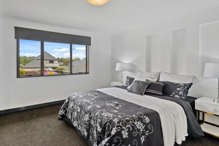 Photo of property in 41 Lowry Avenue, Redwood, Christchurch, 8051