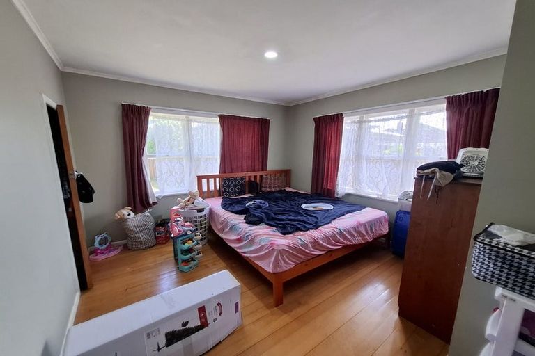 Photo of property in 78 Swanson Road, Henderson, Auckland, 0610