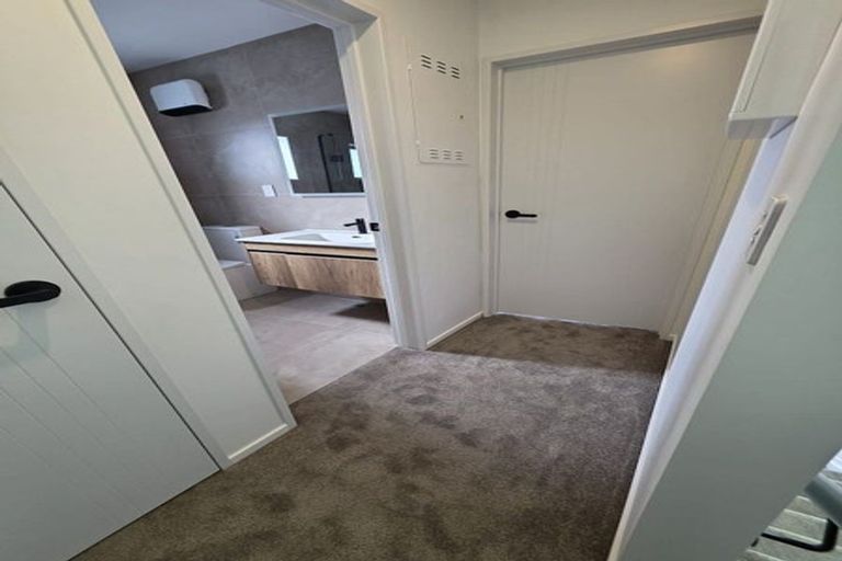 Photo of property in 8/234 Te Atatu Road, Te Atatu South, Auckland, 0610