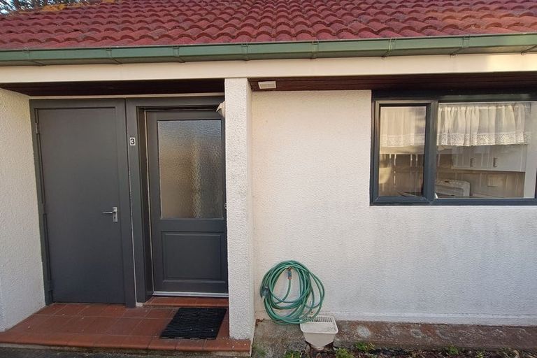 Photo of property in 3/990 High Street, Avalon, Lower Hutt, 5011
