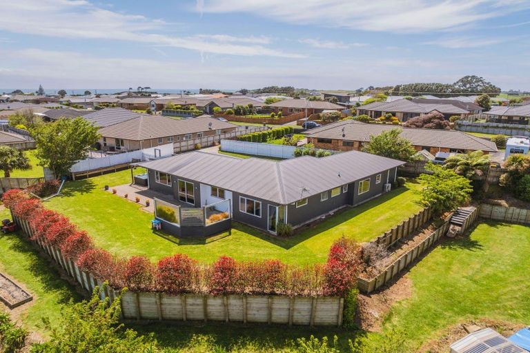 Photo of property in 28a Jules Crescent, Bell Block, New Plymouth, 4312