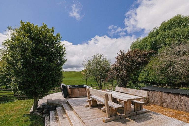 Photo of property in 349 Finnis Road, Pohangina, Feilding, 4775