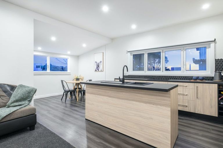 Photo of property in 3 Onepu Road, Pukerua Bay, 5026