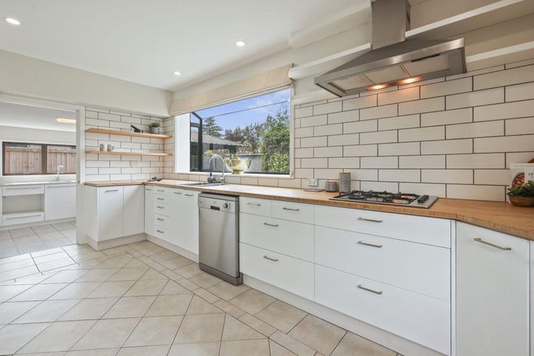 Photo of property in 61 Seddon Street, Rangiora, 7400