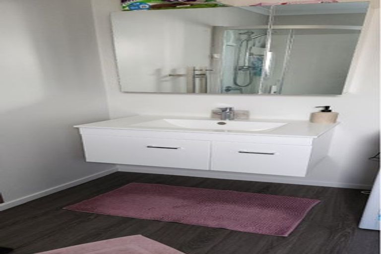 Photo of property in 1/17 Vialou Street, Hamilton Central, Hamilton, 3204