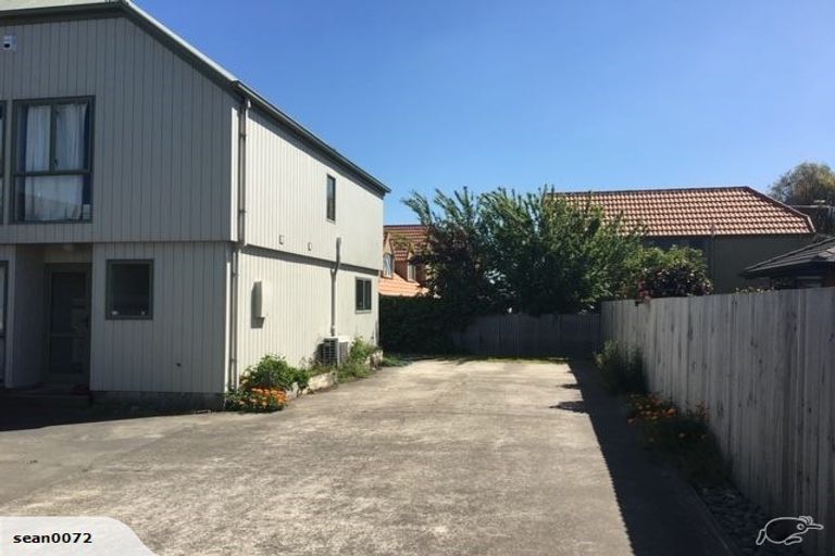Photo of property in 114b Elizabeth Street, Riccarton, Christchurch, 8041