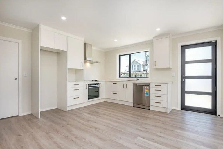 Photo of property in 38 Hammond Street, Bulls, 4818