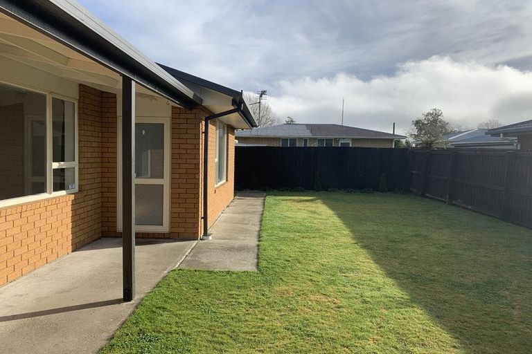 Photo of property in 2/160 Halswell Road, Hillmorton, Christchurch, 8025