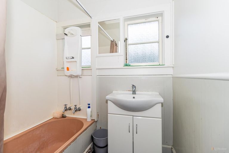 Photo of property in 35 Douglas Street, Highfield, Timaru, 7910