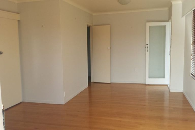 Photo of property in 3/264 Lake Road, Hauraki, Auckland, 0622