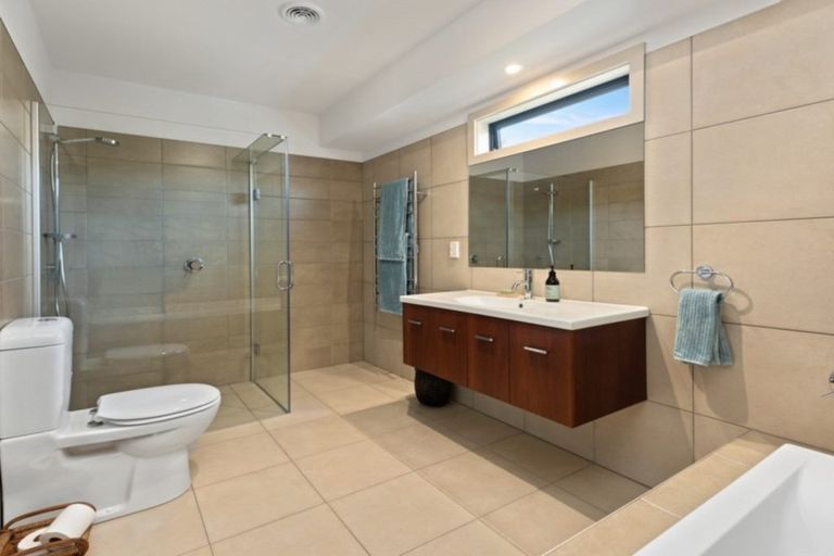 Photo of property in 12 Bary Street, Springlands, Blenheim, 7201