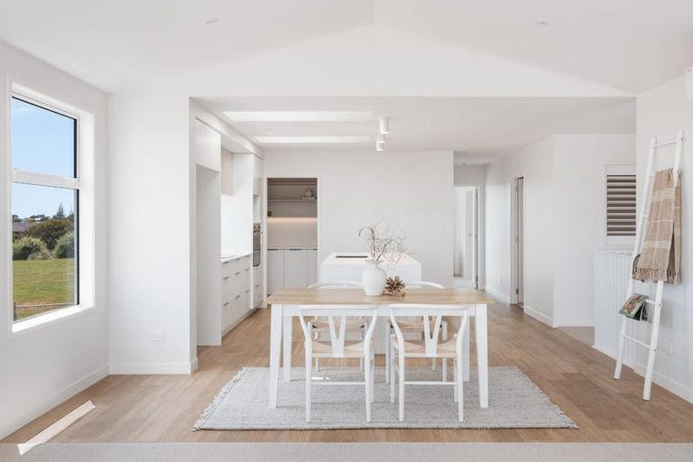 Photo of property in 10 Rehua Way, Papamoa, 3118