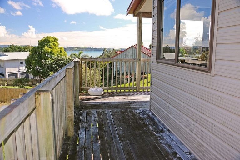 Photo of property in 5 Inca Place, Snells Beach, 0920