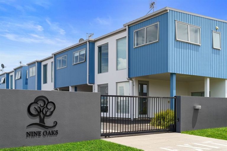 Photo of property in 31 Reynolds Place, Papamoa Beach, Papamoa, 3118