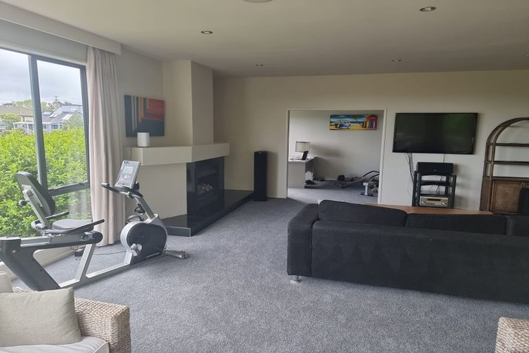 Photo of property in 10/2-22a Balmain Road, Chatswood, Auckland, 0626