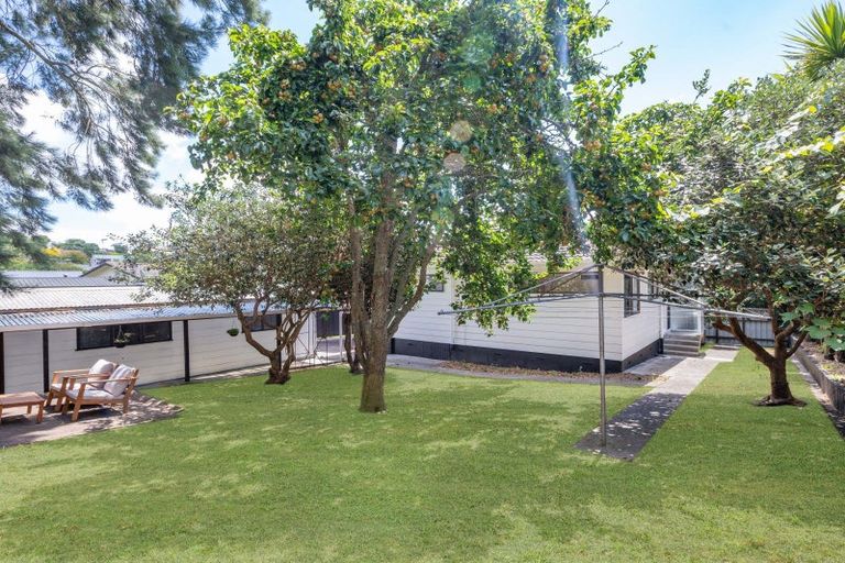 Photo of property in 17 Matipo Crescent, Pukete, Hamilton, 3200