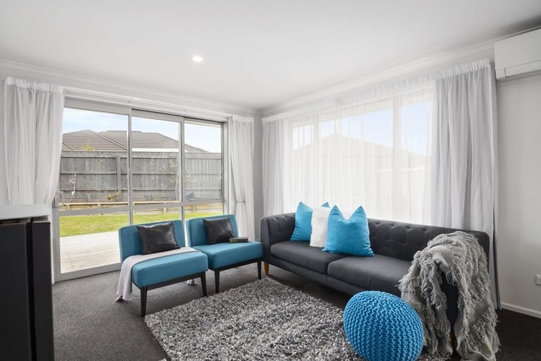 Photo of property in 16 Boysenberry Grove, Richmond, 7020