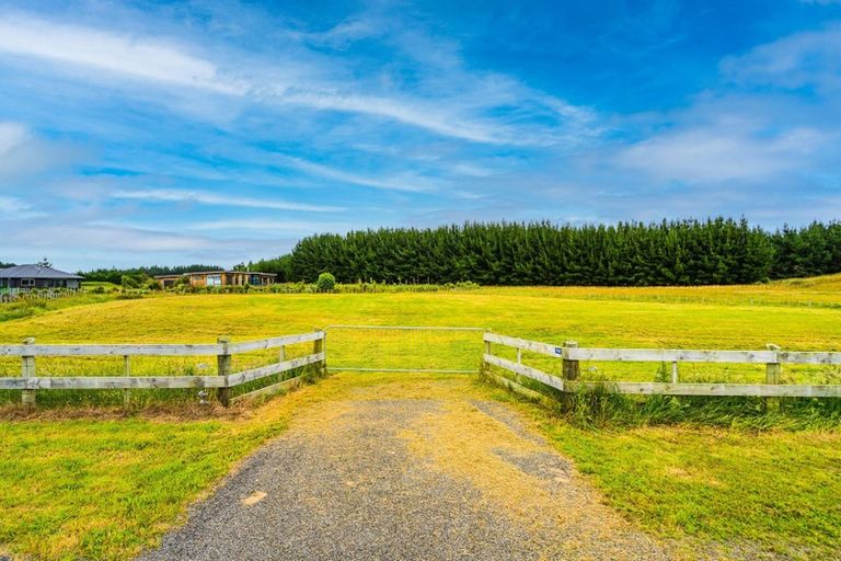 Photo of property in 47 Kanuka Drive, Waitarere, Levin, 5510