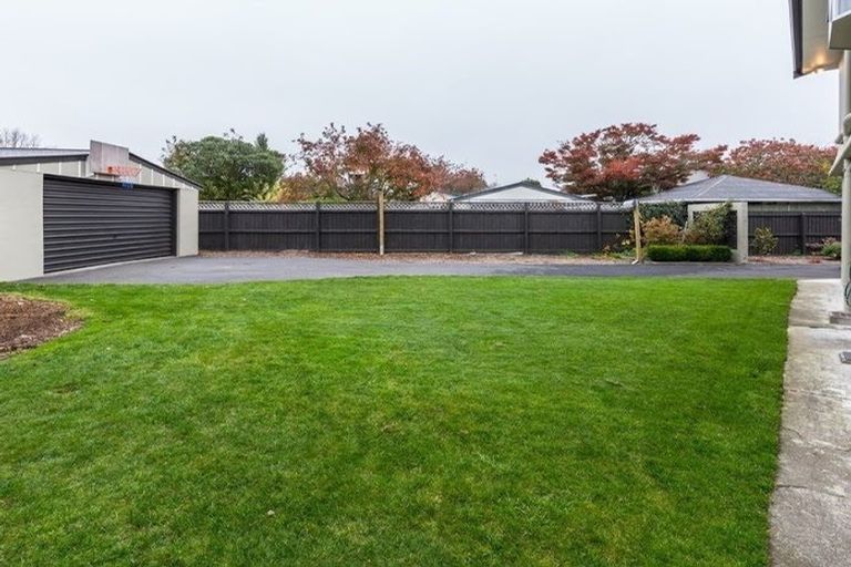 Photo of property in 22 Deepdale Street, Burnside, Christchurch, 8053