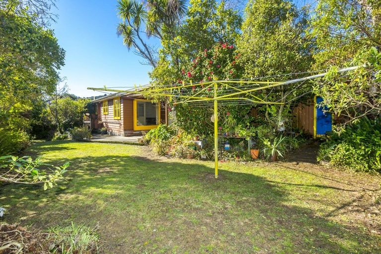 Photo of property in 11 Richard Grove, Stokes Valley, Lower Hutt, 5019