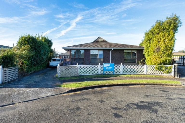 Photo of property in 10 Te Kama Street, Levin, 5510