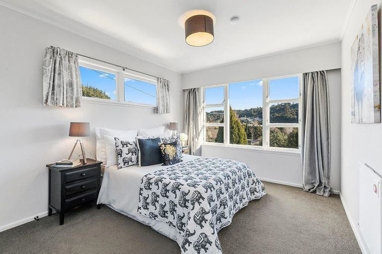 Photo of property in 99 Thomas Street, Stokes Valley, Lower Hutt, 5019