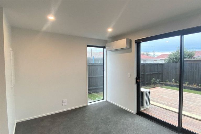 Photo of property in 17/27 New Brighton Road, Shirley, Christchurch, 8061