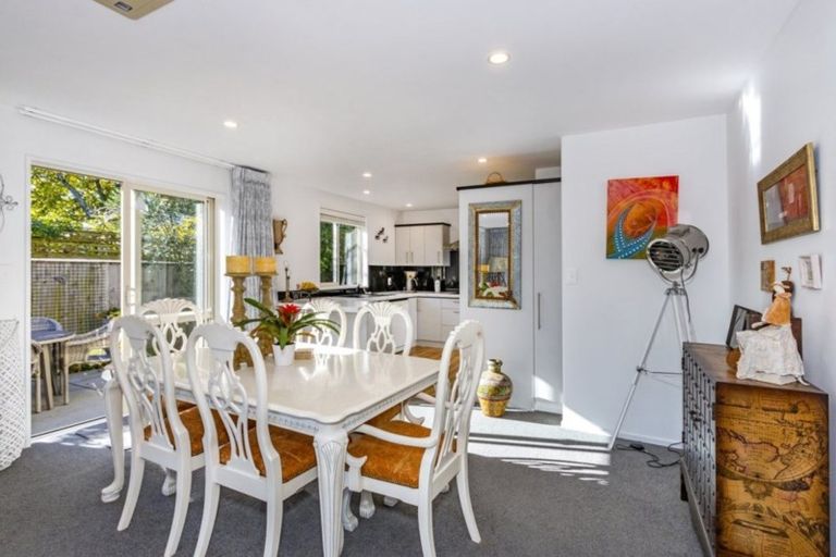 Photo of property in 34 Withells Road, Avonhead, Christchurch, 8042