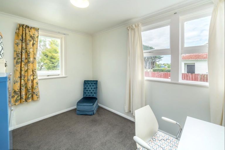 Photo of property in 10 Watt Street, Featherston, 5710