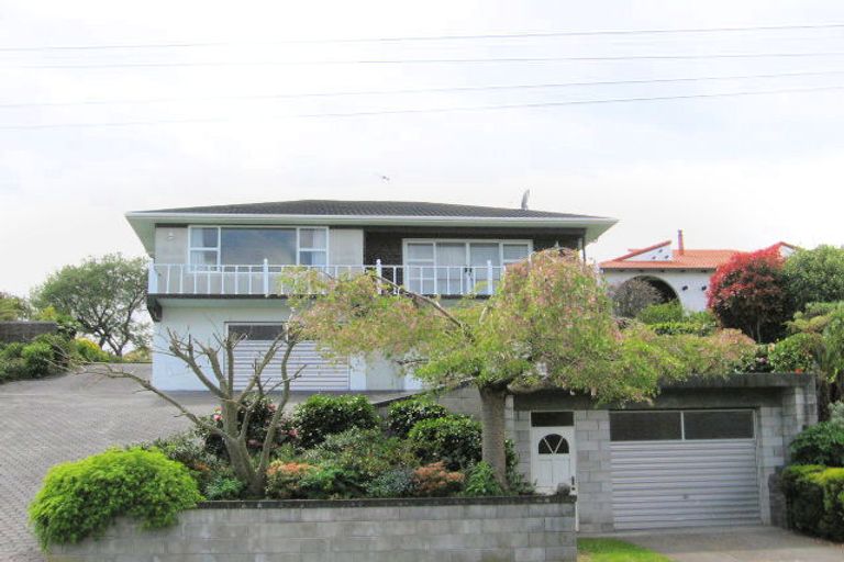 Photo of property in 98 Taupo View Road, Taupo, 3330