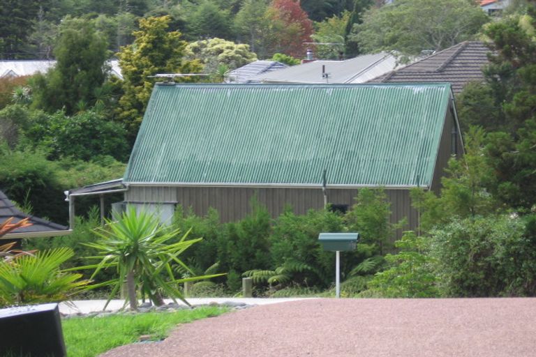 Photo of property in 13 Frenz Drive, Titirangi, Auckland, 0604