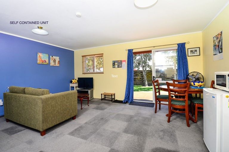 Photo of property in 2 Saint Olpherts Avenue, Hamilton East, Hamilton, 3216
