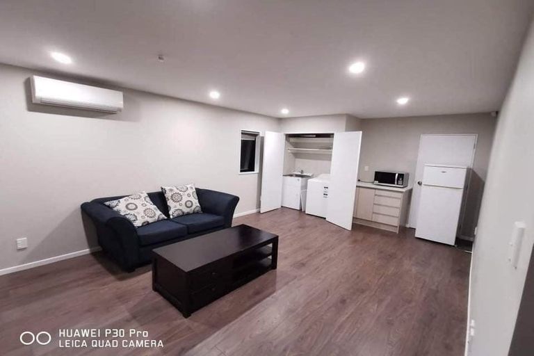 Photo of property in 18 Monarch Avenue, Hillcrest, Auckland, 0627