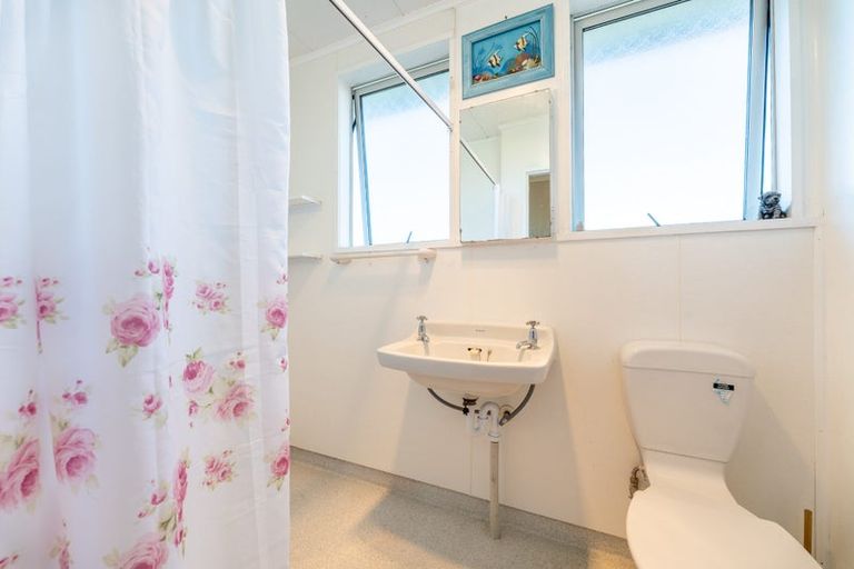 Photo of property in 3 Railway Terrace, Glenavy, Waimate, 7980