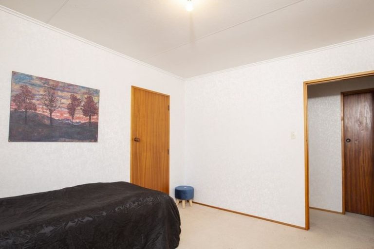 Photo of property in 6 Hornsby Street, Carterton, 5713