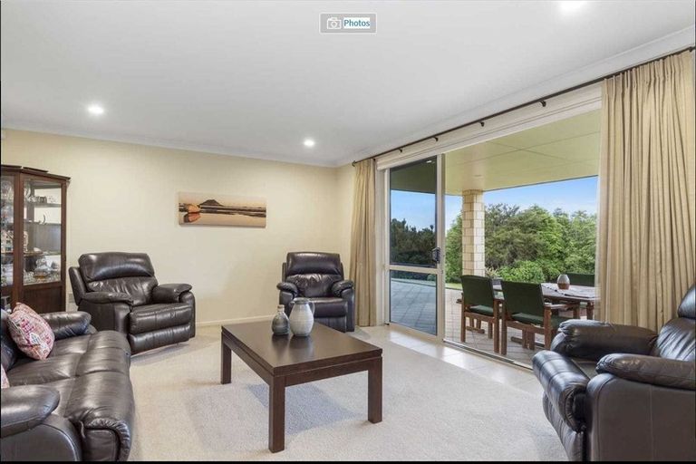 Photo of property in 9 Bradley Avenue, Pyes Pa, Tauranga, 3112