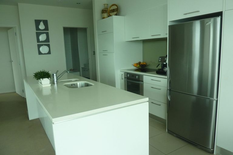 Photo of property in Sentinel Apartments, 803/3 Northcroft Street, Takapuna, Auckland, 0622