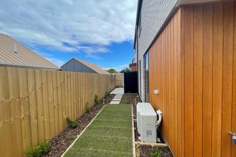 Photo of property in 2/113 Burke Street, Sydenham, Christchurch, 8023