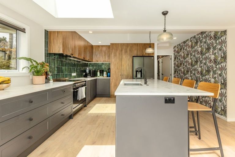 Photo of property in 11 Fincham Road, Raumati Beach, Paraparaumu, 5032