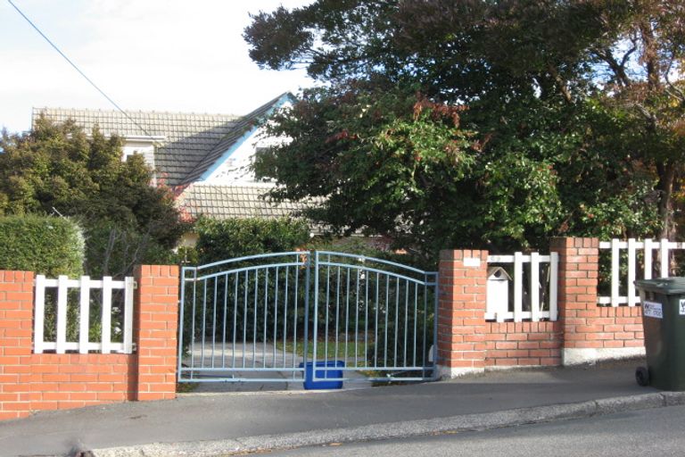 Photo of property in 69 Drivers Road, Maori Hill, Dunedin, 9010