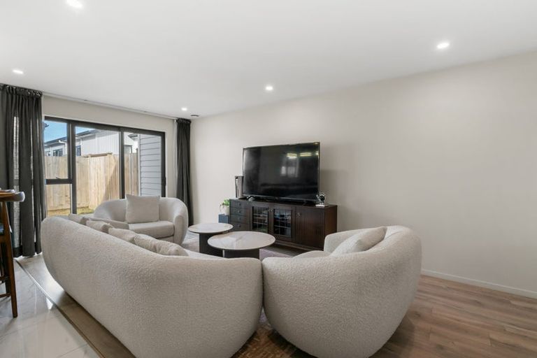 Photo of property in 16 Karihi Road, Karaka, Papakura, 2113