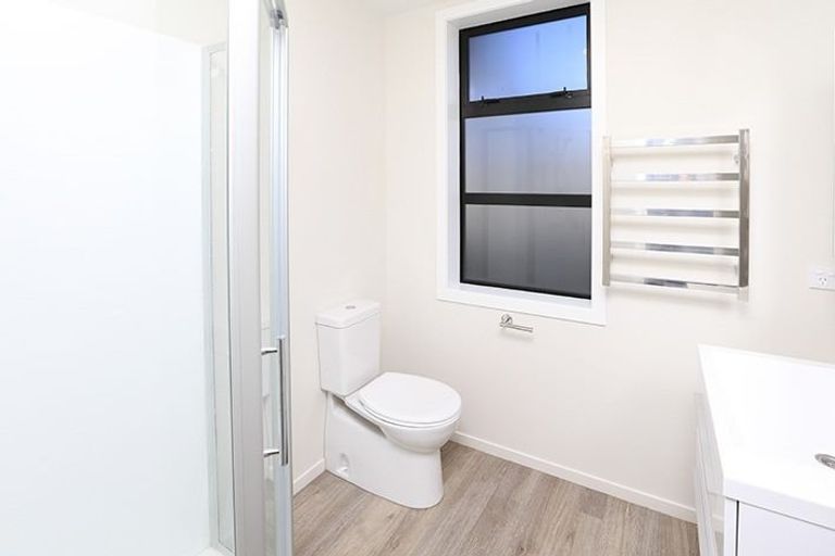 Photo of property in 102/3 Village Quarter Lane, Frankton, Hamilton, 3204