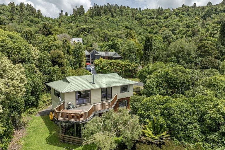 Photo of property in 67 Hauraki Terrace, Pukawa Bay, Turangi, 3381