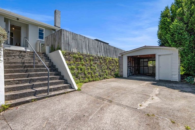 Photo of property in 58 Ngamotu Road, Moturoa, New Plymouth, 4310