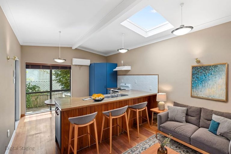 Photo of property in 18a Mckenzie Street, Levin, 5510