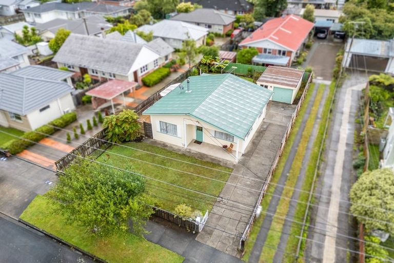 Photo of property in 46 Wilford Street, Wallaceville, Upper Hutt, 5018
